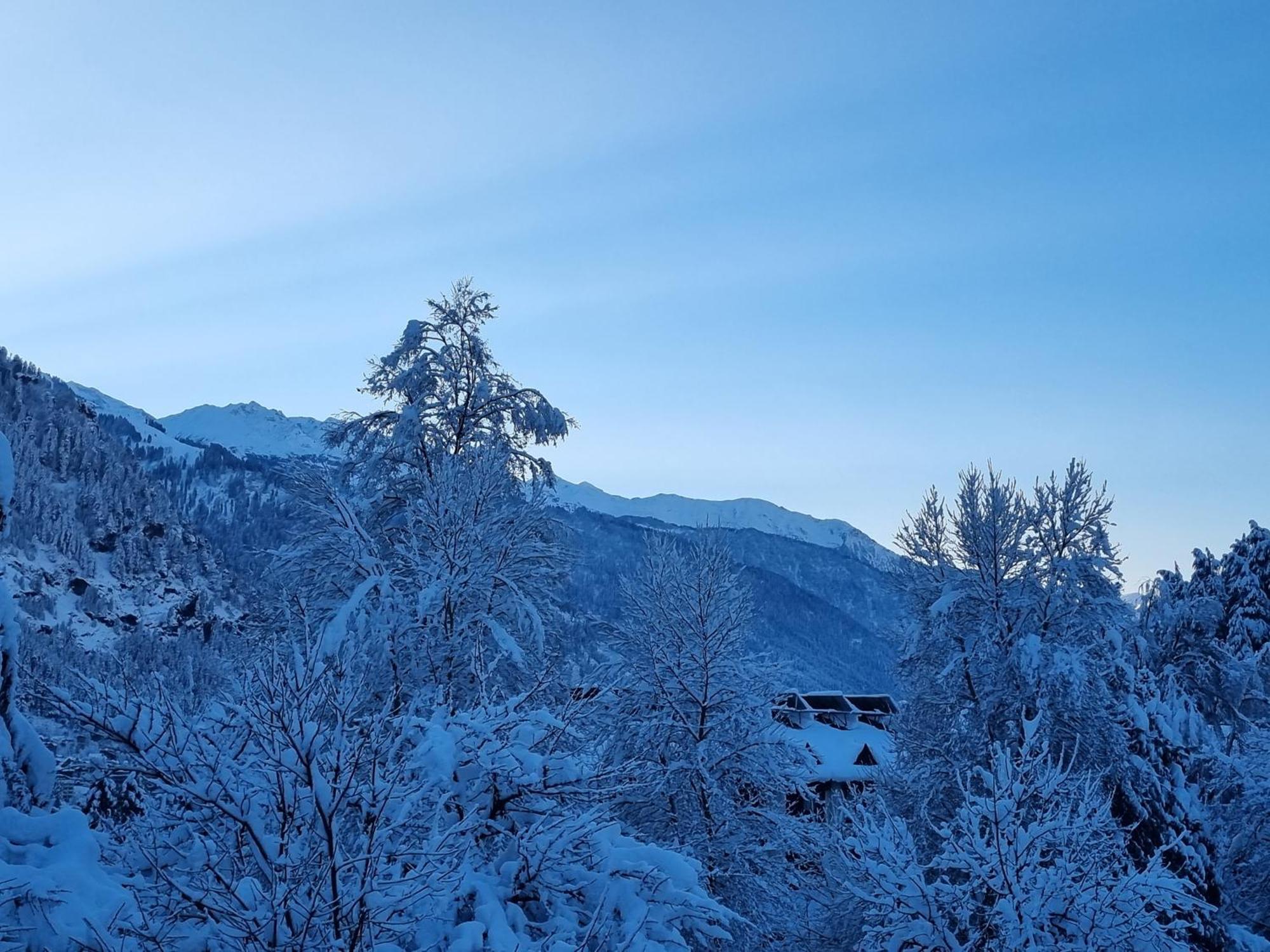 Banon Resorts Manāli Buitenkant foto