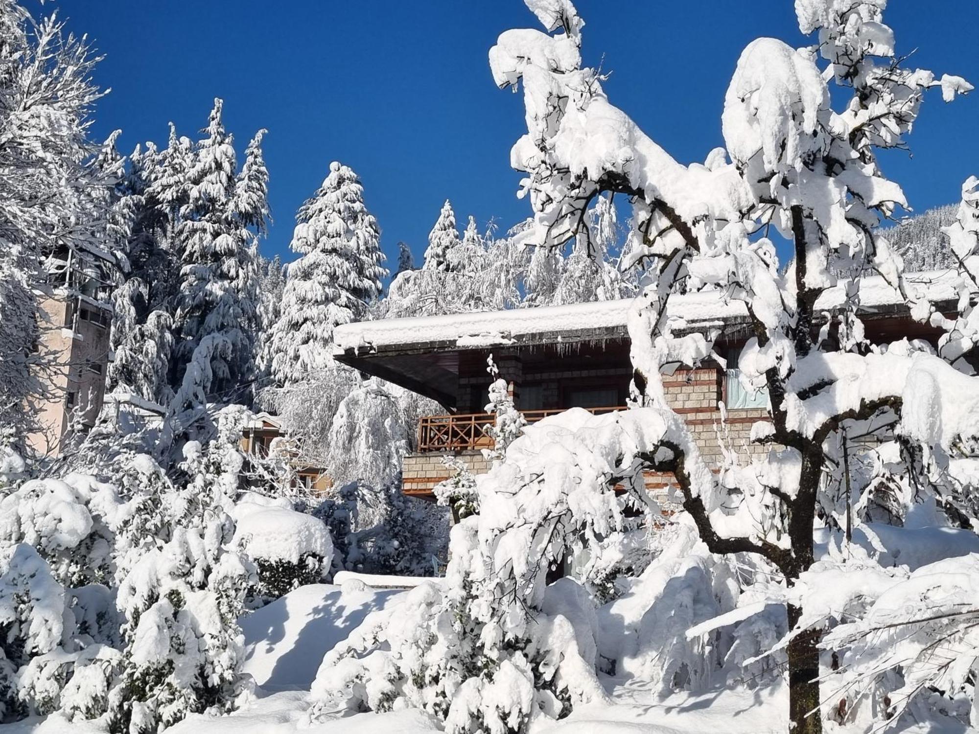 Banon Resorts Manāli Buitenkant foto