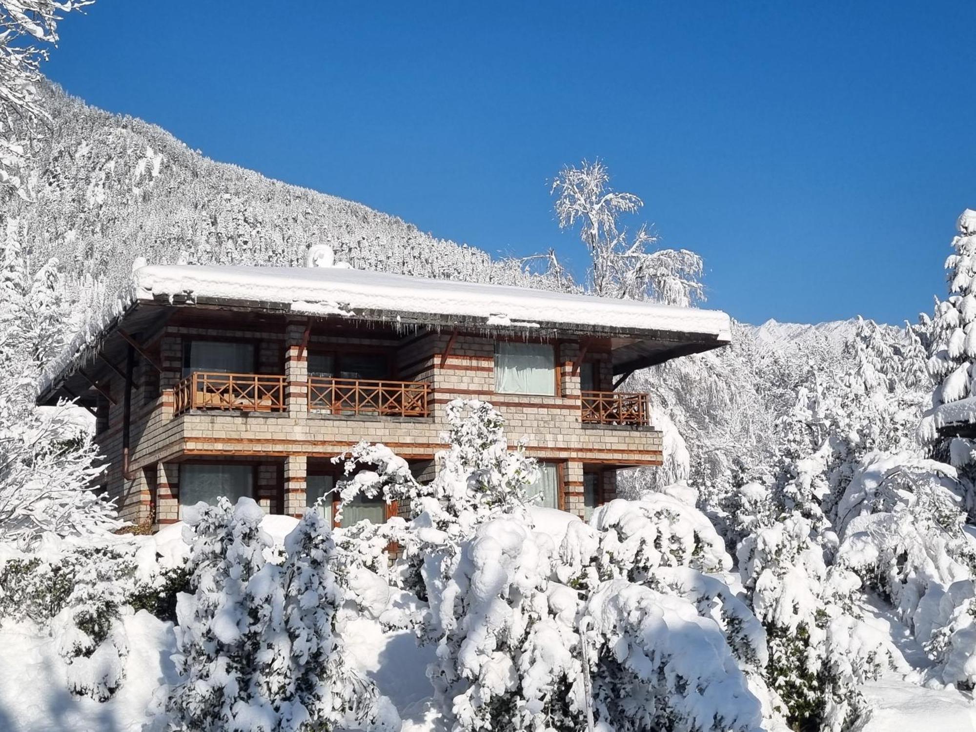 Banon Resorts Manāli Buitenkant foto