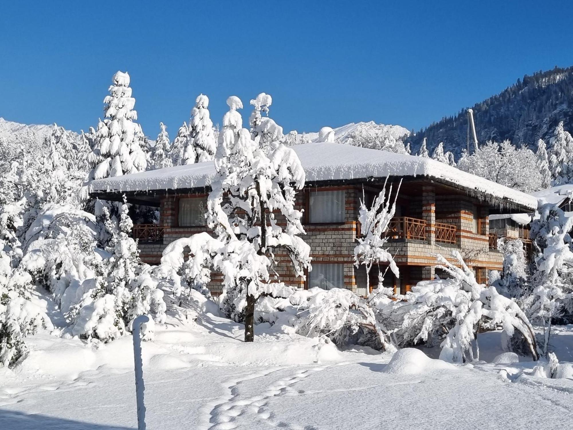 Banon Resorts Manāli Buitenkant foto